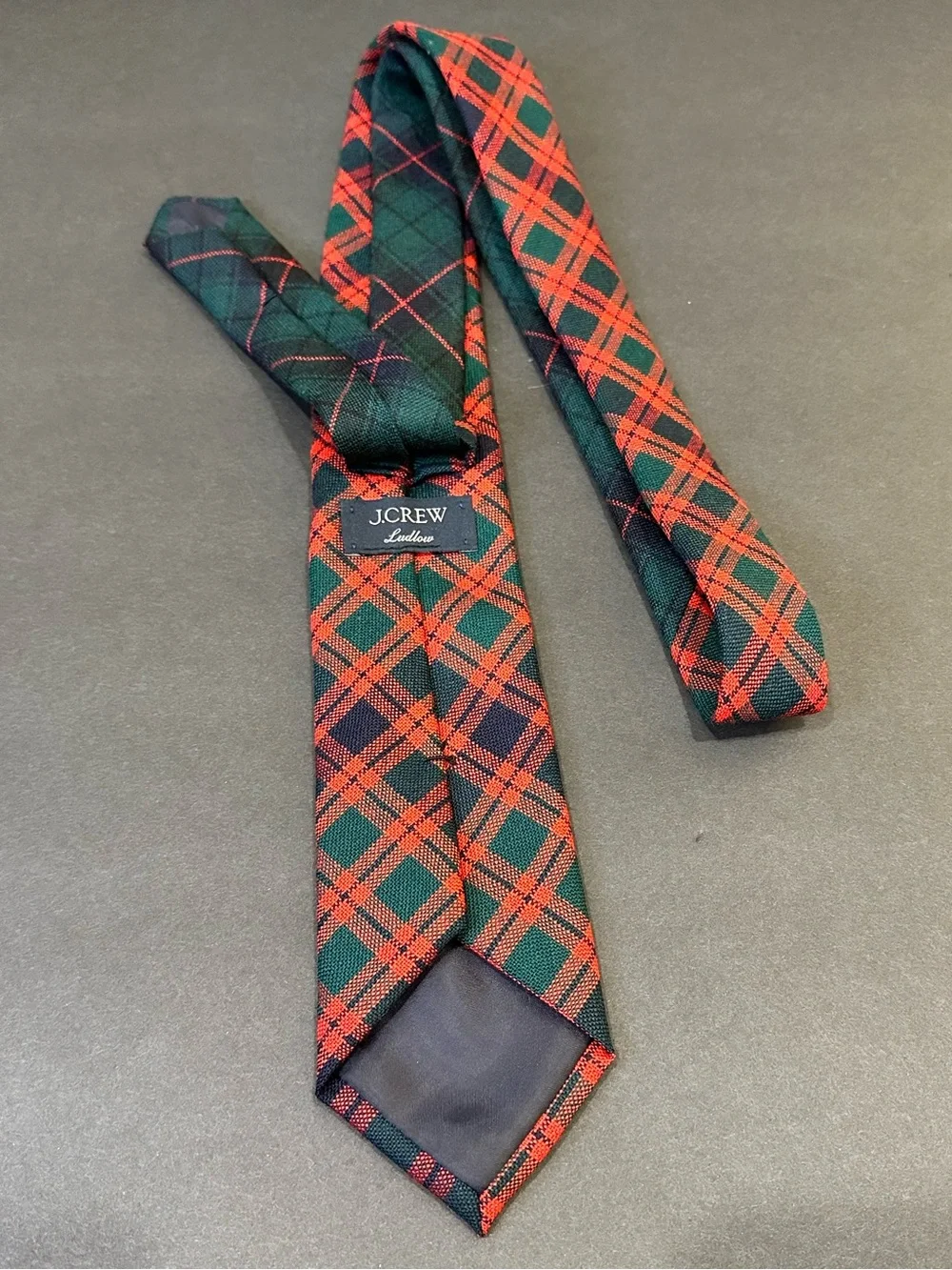 🎄NWOT J.Crew Ludlow 100% Wool Tartan Plaid Necktie Red Green Blue Handmade USA